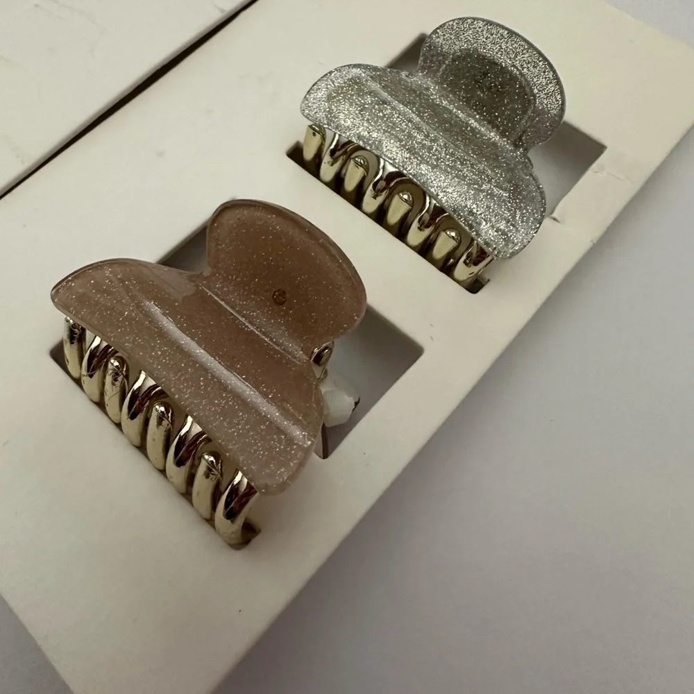 Express Miscellaneous Hair Clips in Gold 2019